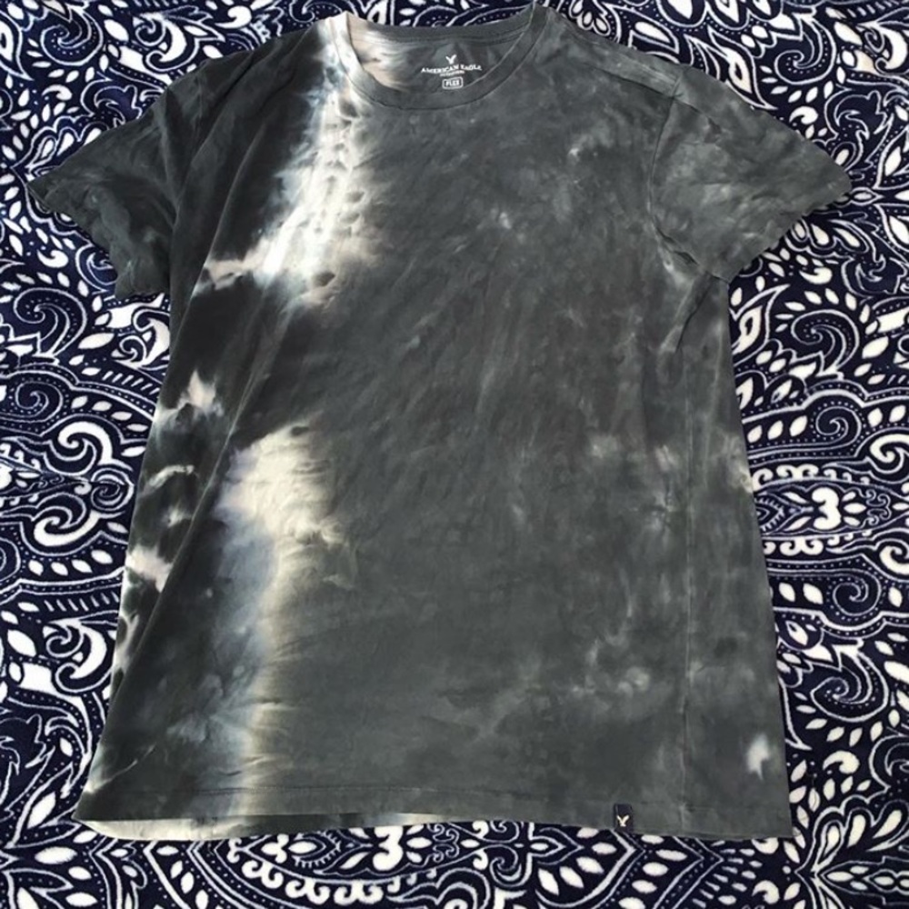 American eagle tye dye shirt